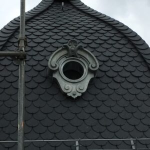 pièces d'ornements métalliques de toitures