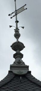 pièces d'ornements métalliques de toitures