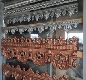 pièces d'ornements métalliques de toitures